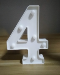 Lámparas de letras doradas y blancas con pegatina grande - 17134